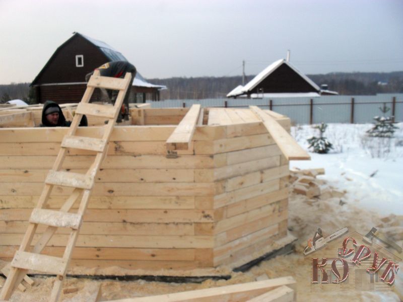 Дом из бруса под ключ с эркером