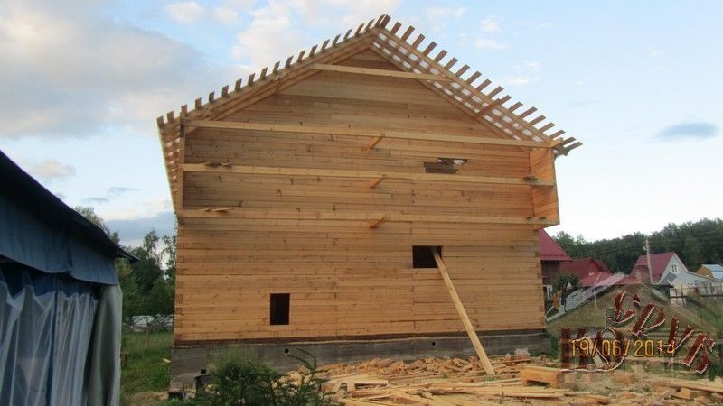 Двухэтажный дом из бруса 10х10