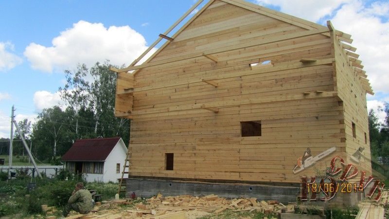 Двухэтажный дом из бруса 10х10
