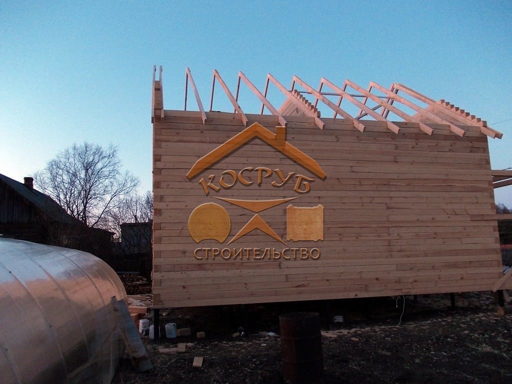 Полутораэтажный дом из бруса 8х9